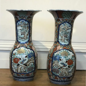 Paire de grands vases Imari XIX siècle Japon